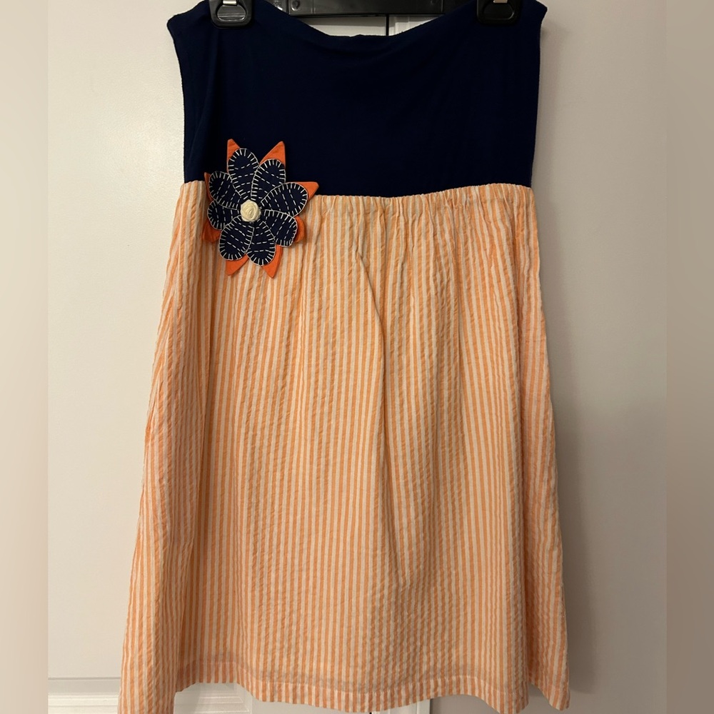 Judith March strapless dress w appliqué, EUC, size L.